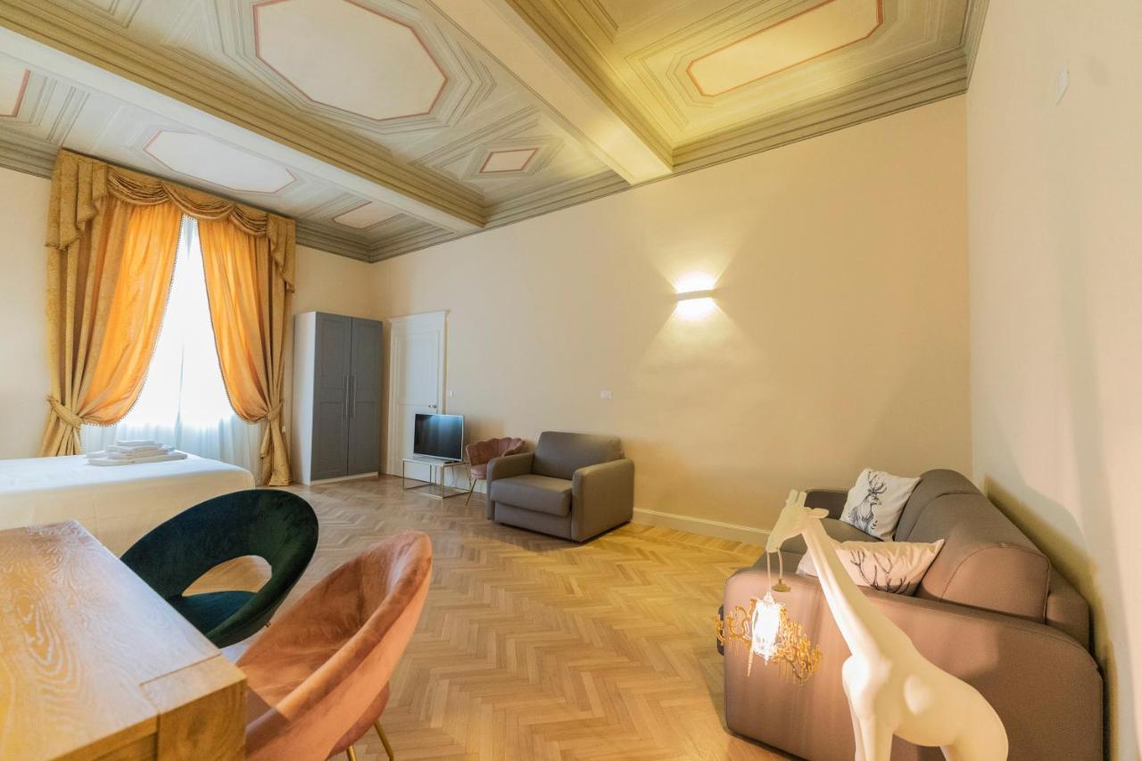 Aldrovandi Luxury Suites And Apartment โบโลญญา ภายนอก รูปภาพ